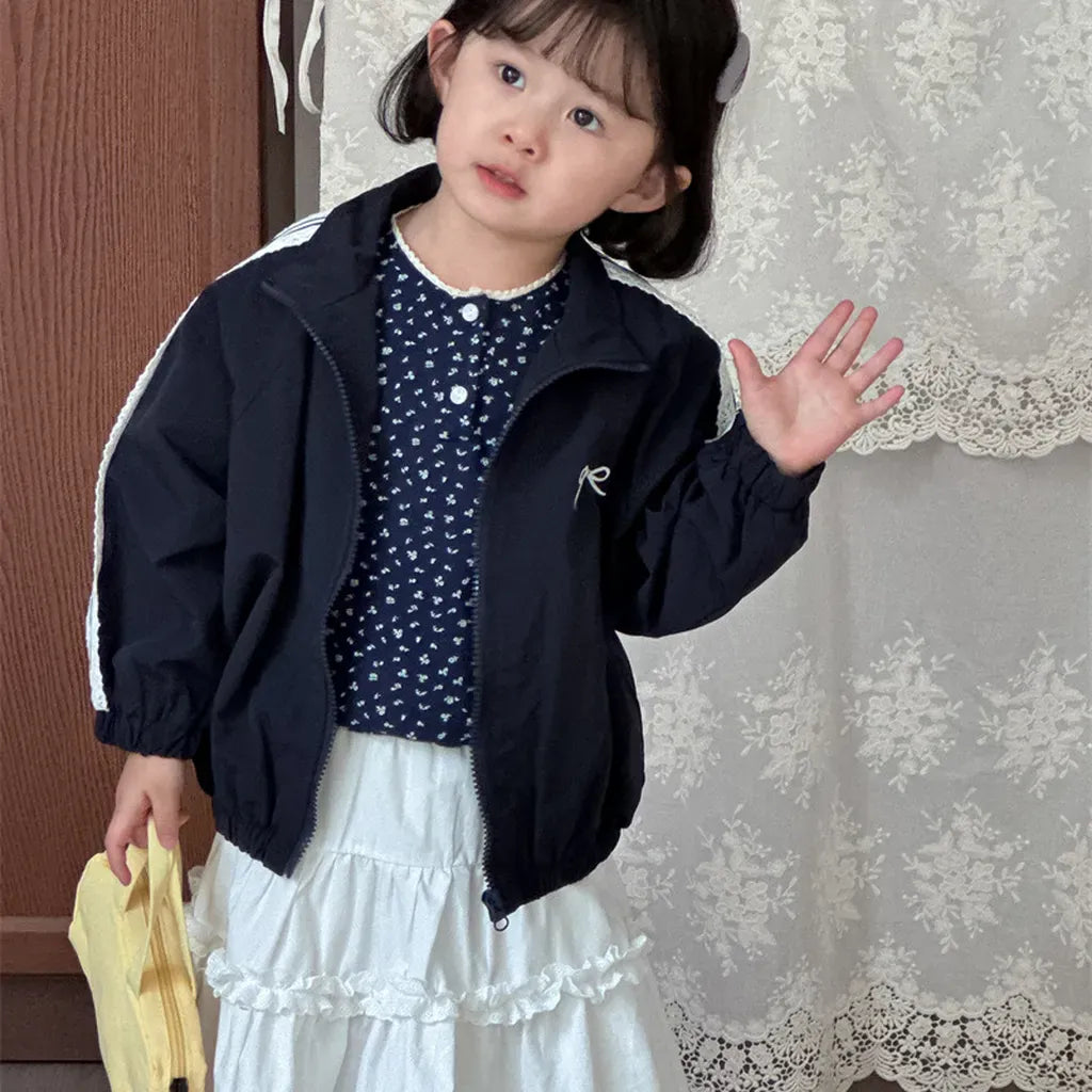 ショートコート・ジャケット・ジャンパー リボン刺繍サイドレースジップアップジャケット【mh0011252】