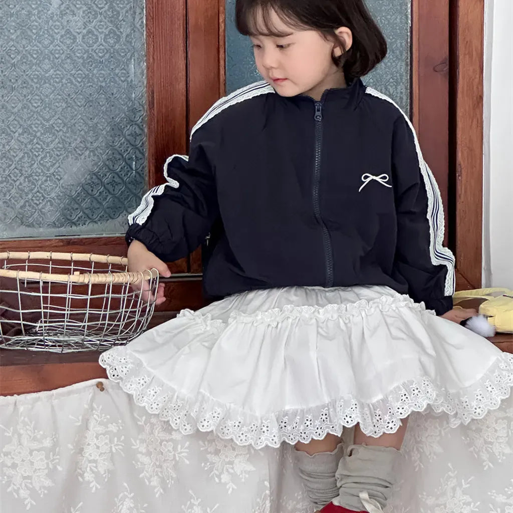 ショートコート・ジャケット・ジャンパー リボン刺繍サイドレースジップアップジャケット【mh0011252】