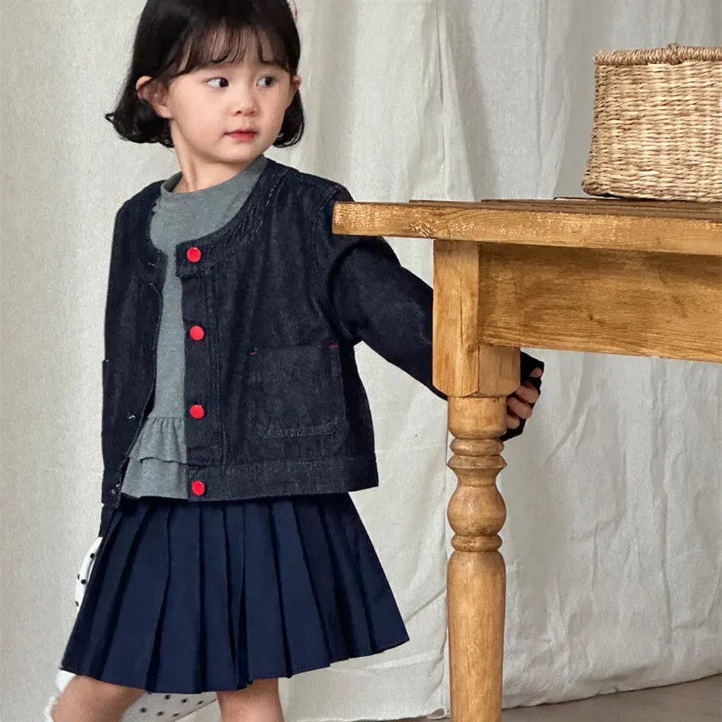 ショートコート・ジャケット・ジャンパー ボタンアクセントノーカラーショートデニムジャケット【mh0011271】