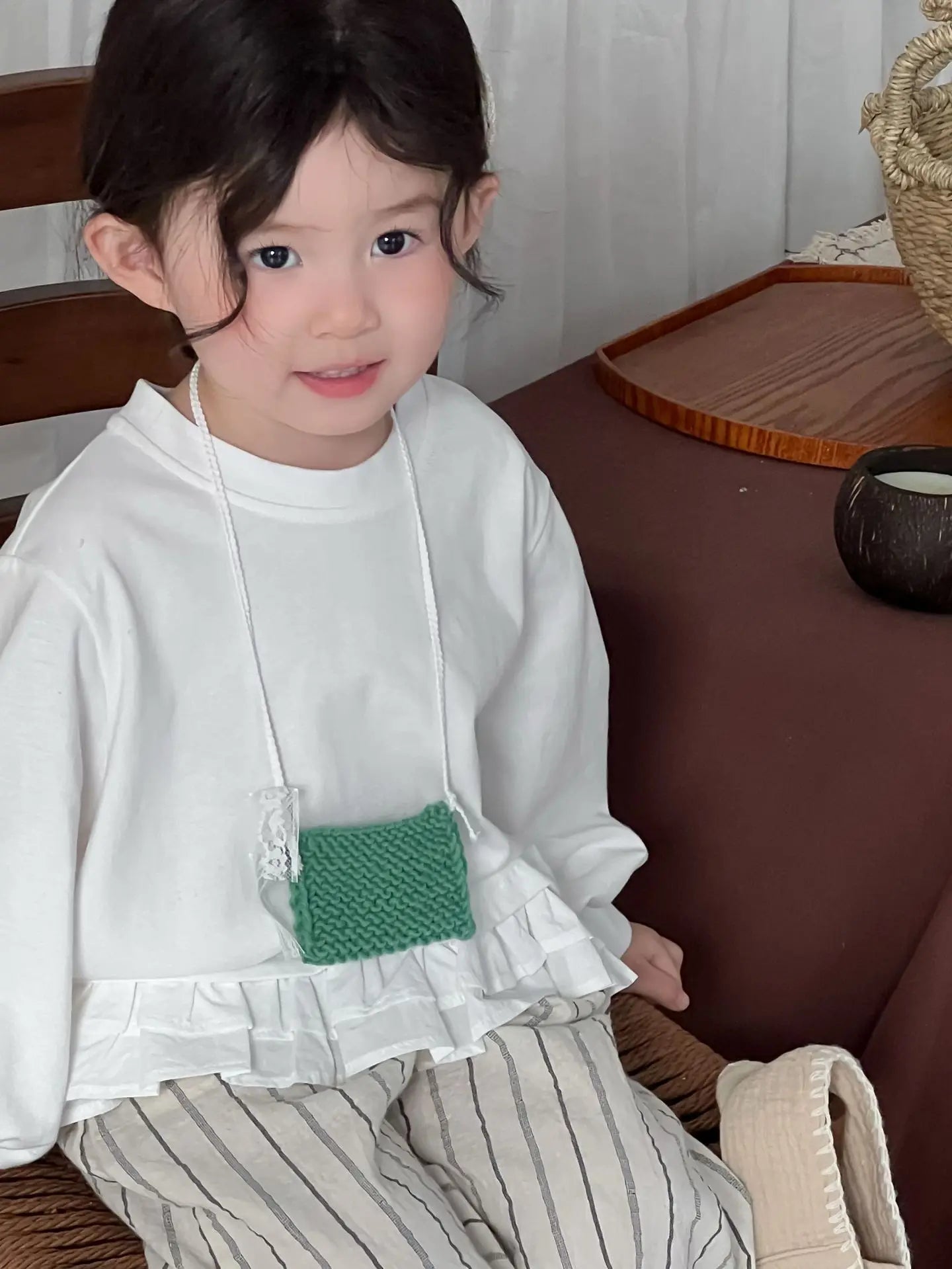 長袖シャツ・ブラウス キッズトップス 裾フリルドロップショルダー長袖パフスリーブTシャツ【mh0008903】