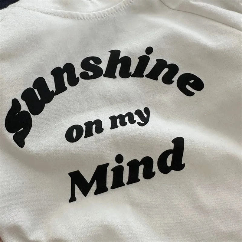 長袖Tシャツ キッズトップス サイドダブルリボンラインレターロゴプリント長袖Tシャツ 2カラー【mh0006769】