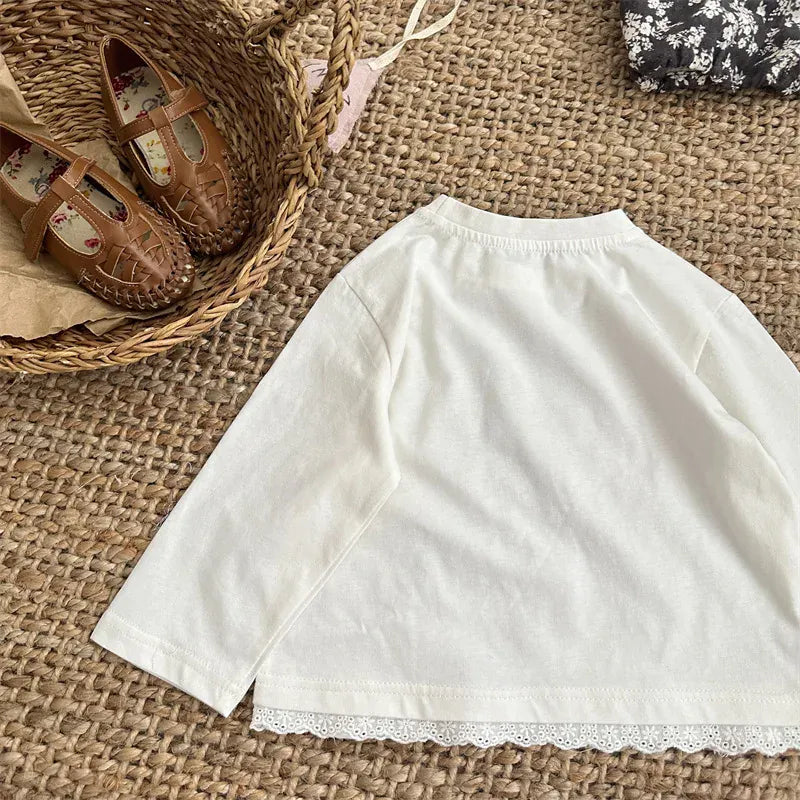 長袖Tシャツ キッズトップス ケーキスタンドプリント裾レース長袖Tシャツ ホワイト【mh0006732】