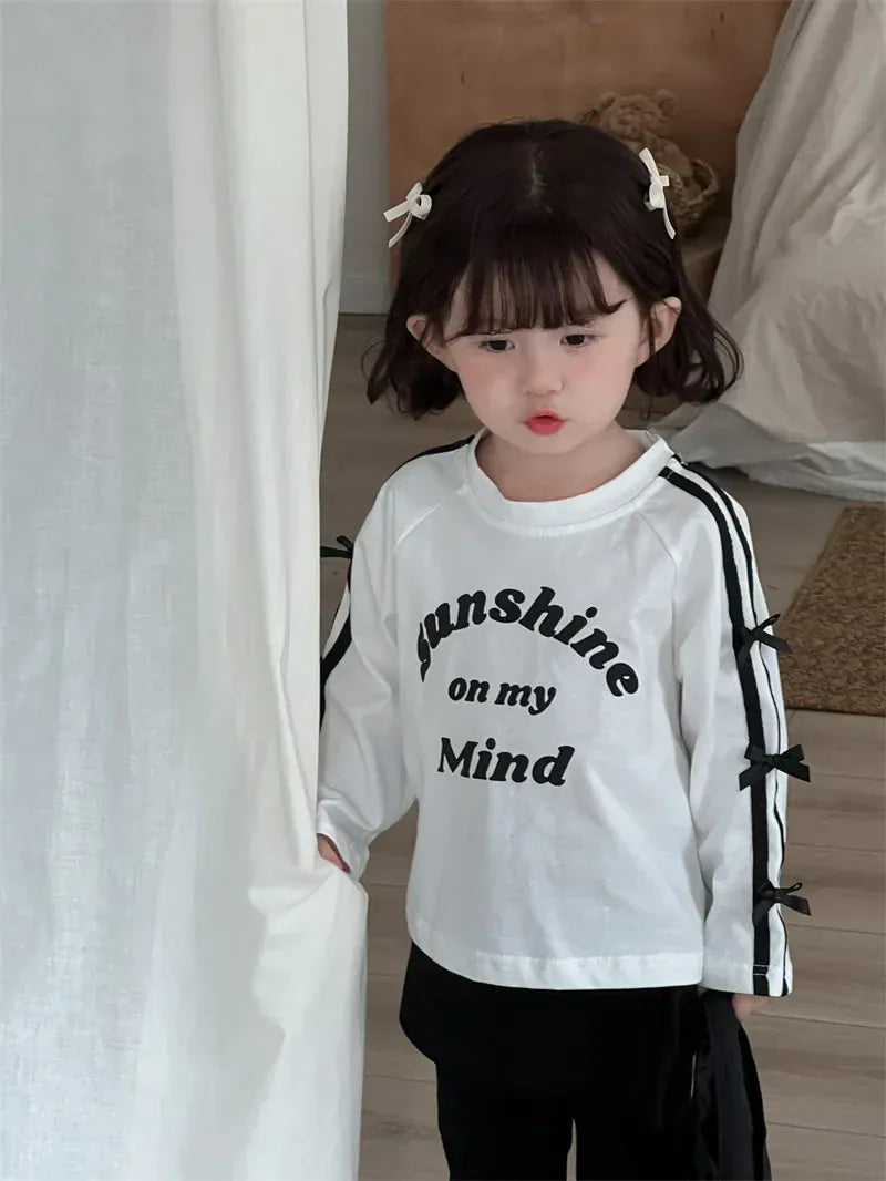 長袖Tシャツ White / 18M (80) キッズトップス サイドダブルリボンラインレターロゴプリント長袖Tシャツ 2カラー【mh0006769】