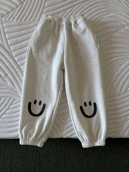 長袖セットアップ Light Graysweatpants / 110cm yummy&rocky | Grating Anti-Static Fleece Tracksuit スマイリープリント 裏起毛 セットアップ【mh0020055】