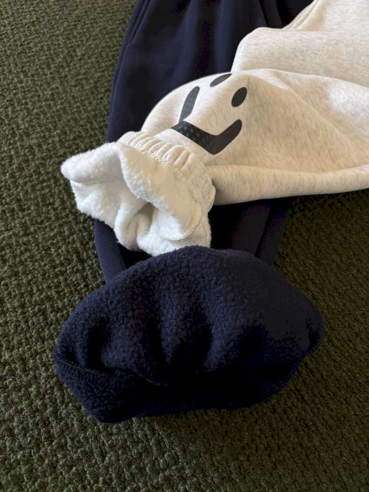 長袖セットアップ yummy&rocky | Grating Anti-Static Fleece Tracksuit スマイリープリント 裏起毛 セットアップ【mh0020055】