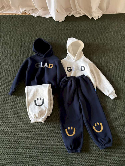 長袖セットアップ yummy&rocky | Grating Anti-Static Fleece Tracksuit スマイリープリント 裏起毛 セットアップ【mh0020055】