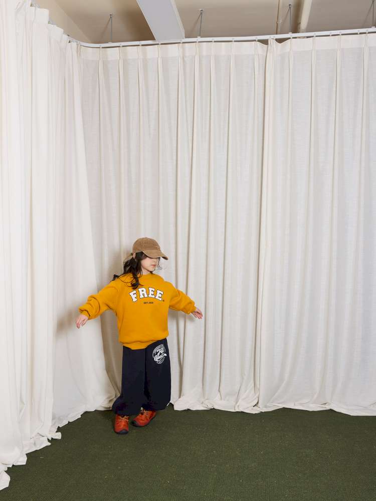 長袖セットアップ yummy&rocky | Patch Embroidery Printed Fleece Set 刺繍入り プリント裏起毛 セットアップ【mh0020051】