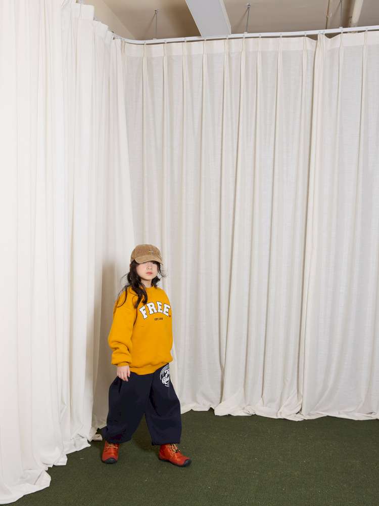 長袖セットアップ yummy&rocky | Patch Embroidery Printed Fleece Set 刺繍入り プリント裏起毛 セットアップ【mh0020051】