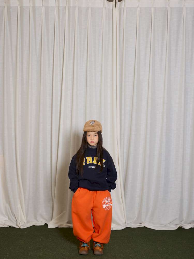 長袖セットアップ yummy&rocky | Patch Embroidery Printed Fleece Set 刺繍入り プリント裏起毛 セットアップ【mh0020051】