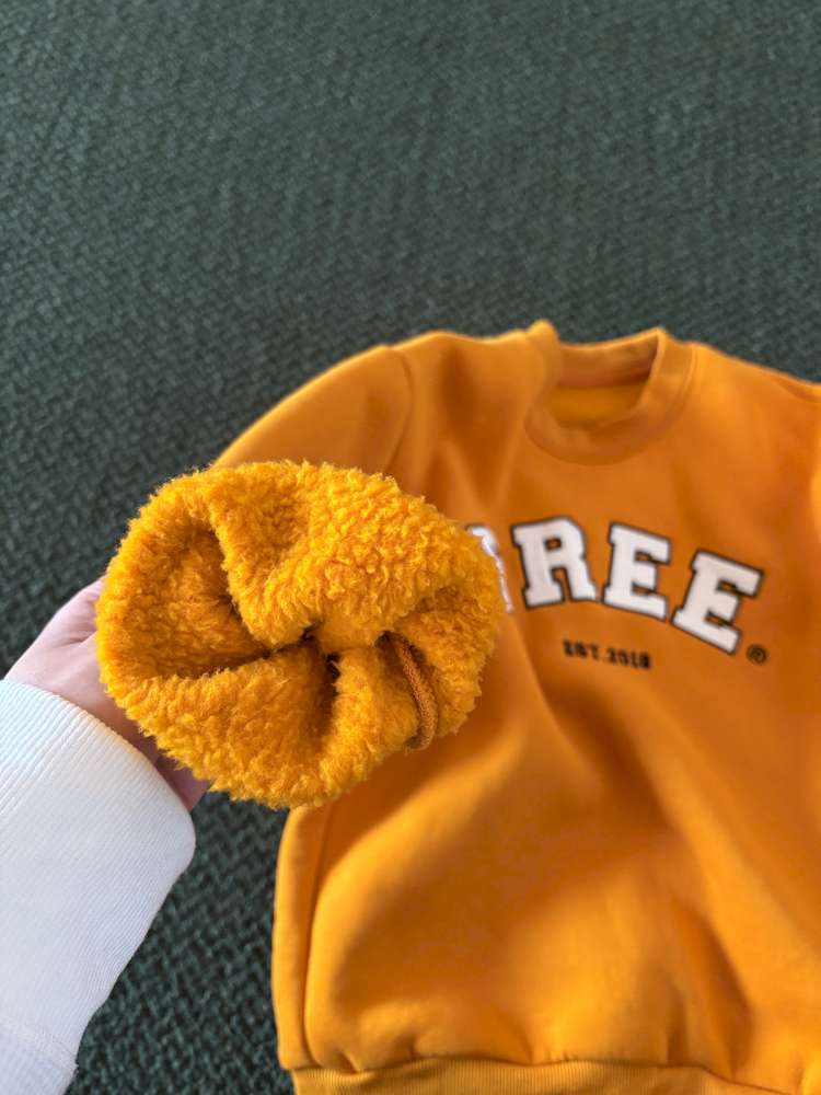 長袖セットアップ yummy&rocky | Patch Embroidery Printed Fleece Set 刺繍入り プリント裏起毛 セットアップ【mh0020051】