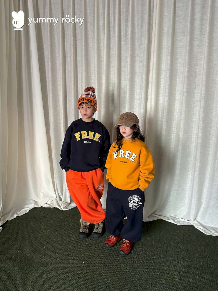 長袖セットアップ yummy&rocky | Patch Embroidery Printed Fleece Set 刺繍入り プリント裏起毛 セットアップ【mh0020051】