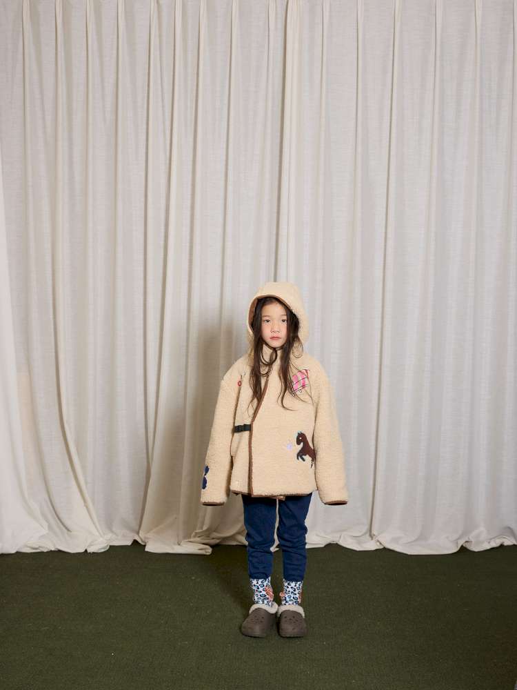 ショートコート・ジャケット・ジャンパー yummy&rocky | Thinsulate Patch Embroidery Alpaca Coat 刺繍入り アルパカ風 中綿コート【mh0020044】