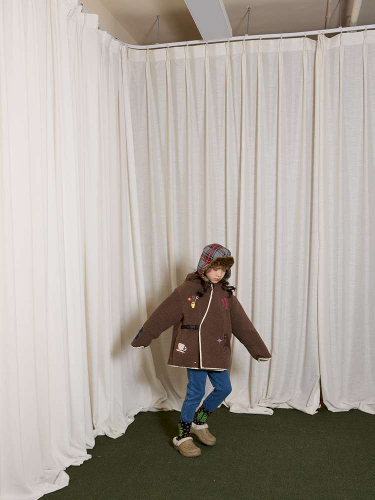 ショートコート・ジャケット・ジャンパー yummy&rocky | Thinsulate Patch Embroidery Alpaca Coat 刺繍入り アルパカ風 中綿コート【mh0020044】