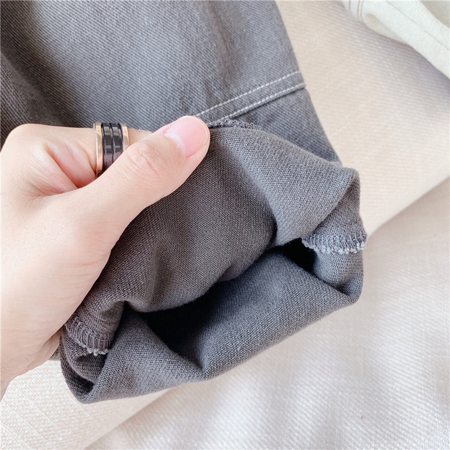 -# キッズパンツ ルーズ 切り替え クロップドパンツ 2カラー【mh0000407】 - mamahalo shop - ロングパンツ・スウェットパンツ -  べビー服 - 子供服 - 男の子 - 女の子