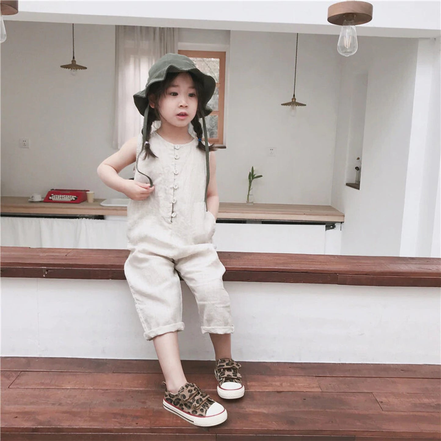 -キッズ コットンリネン ノースリーブ ジャンプスーツ【mh0000515】 - mamahalo shop - ノースリーブジャンプスーツ -  べビー服 - 子供服 - 男の子 - 女の子