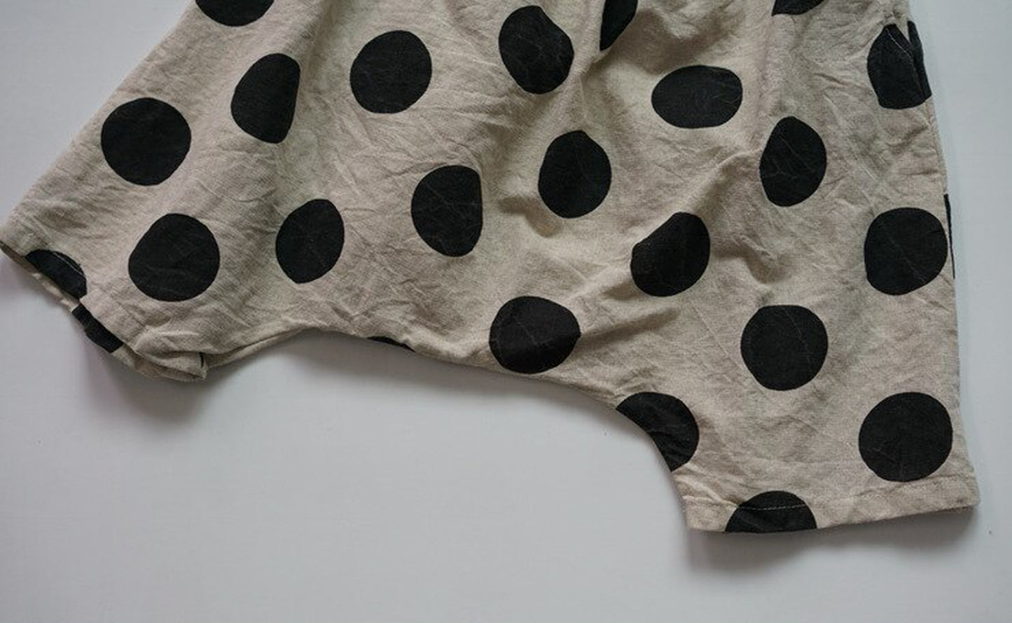 -キッズ ポルカドット サルエルパンツ コットンリネン - mamahalo shop - ハーフパンツ・ショートパンツ -  べビー服 - 子供服 - 男の子 - 女の子