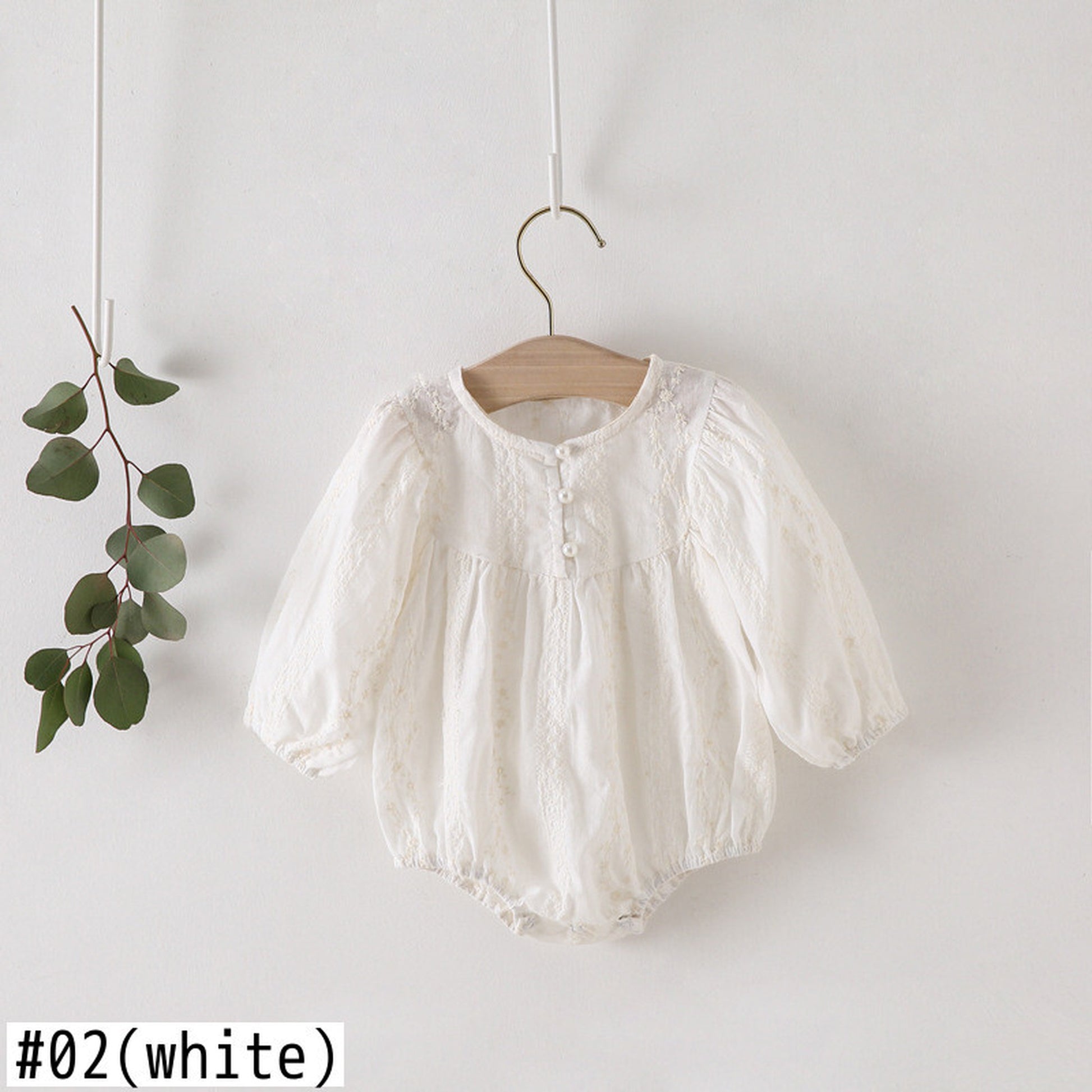 -ベビー 刺繍 フラワー パール レース 長袖ロンパース【mh0000207】 - mamahalo shop - 長袖ロンパース -  べビー服 - 子供服 - 男の子 - 女の子