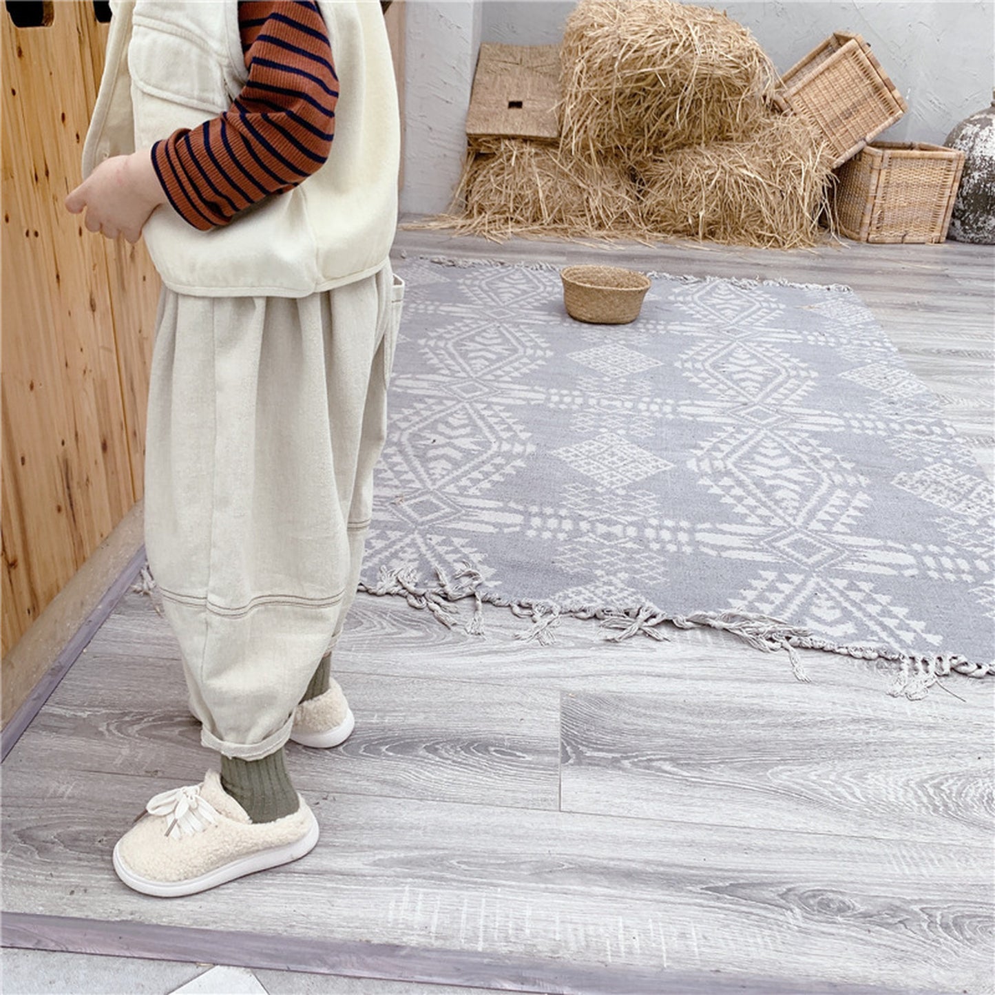 -# キッズパンツ ルーズ 切り替え クロップドパンツ 2カラー【mh0000407】 - mamahalo shop - ロングパンツ・スウェットパンツ -  べビー服 - 子供服 - 男の子 - 女の子