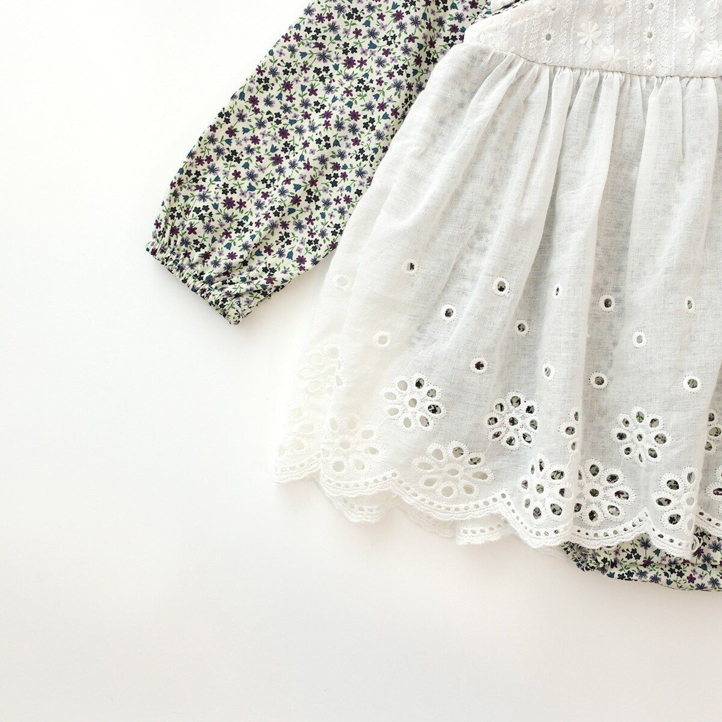 -☺︎ ベビー フラワー エプロン スカート ロンパース - mamahalo shop - 長袖ロンパース -  べビー服 - 子供服 - 男の子 - 女の子