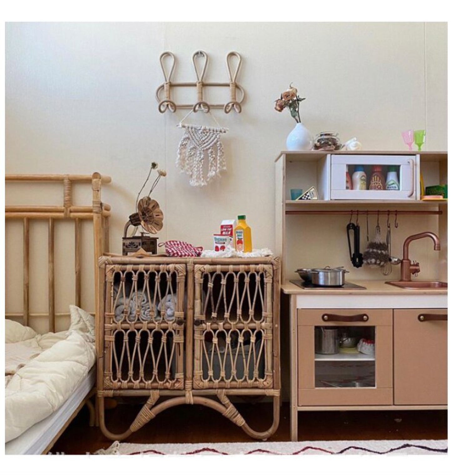 -ラタン 3連 壁掛けフック ナチュラルハンガー掛け【mh0000100】 - mamahalo shop - コートハンガー -  べビー服 - 子供服 - 男の子 - 女の子