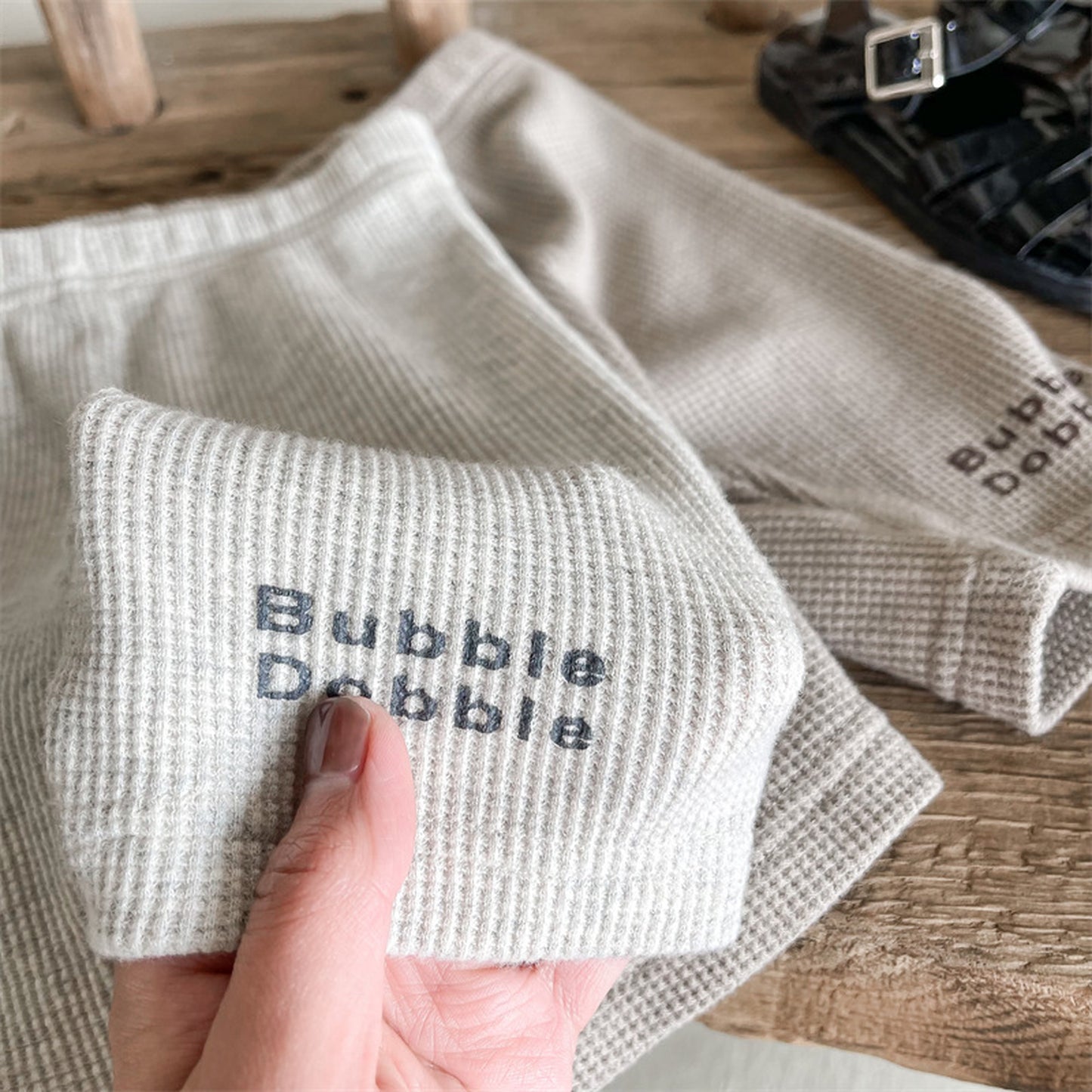 -キッズ レターロゴ ワッフル ハーフ レギンス パンツ - mamahalo shop - レギンスパンツ -  べビー服 - 子供服 - 男の子 - 女の子