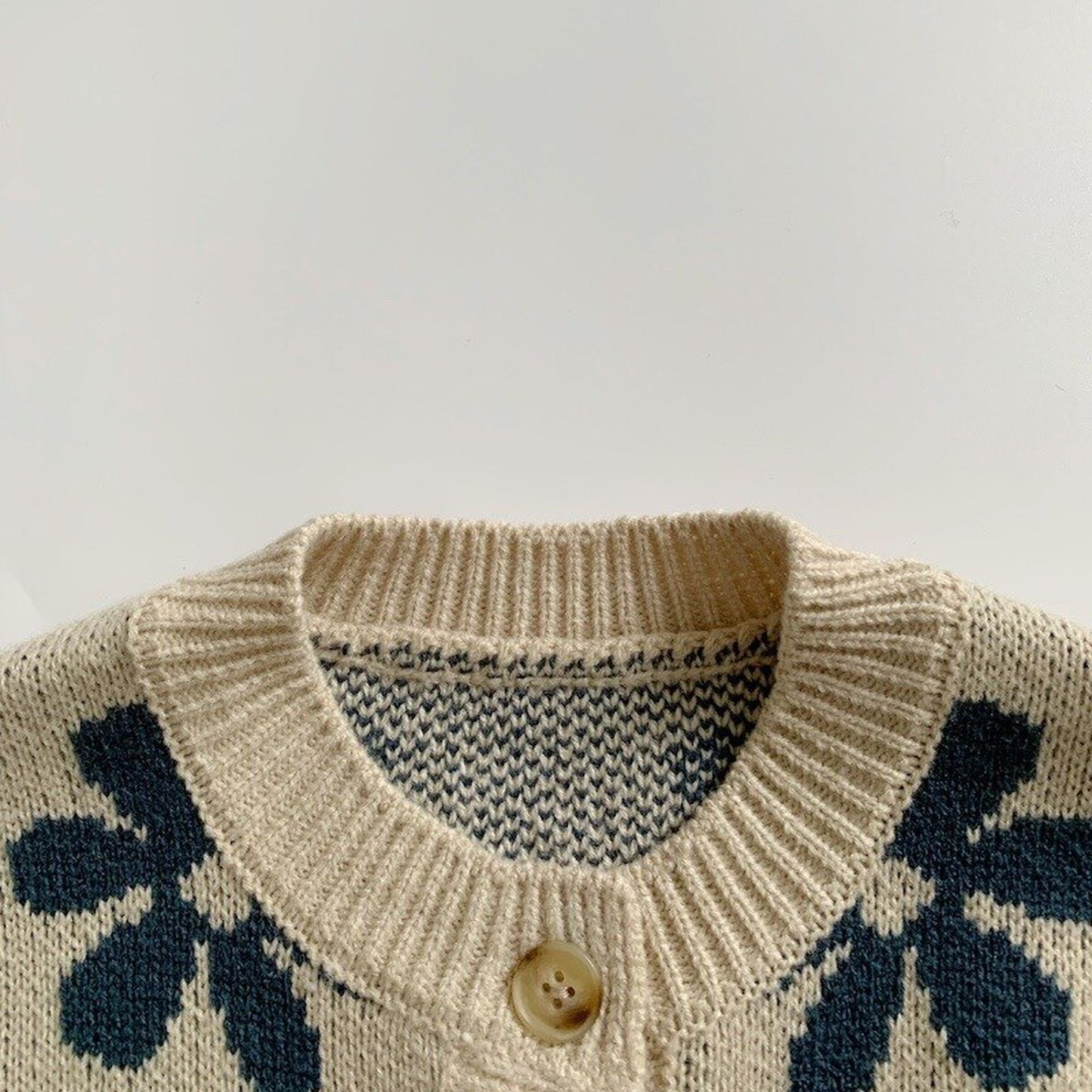 -ベビー キッズ ニット フラワー 前あき ベスト - mamahalo shop - ベスト -  べビー服 - 子供服 - 男の子 - 女の子