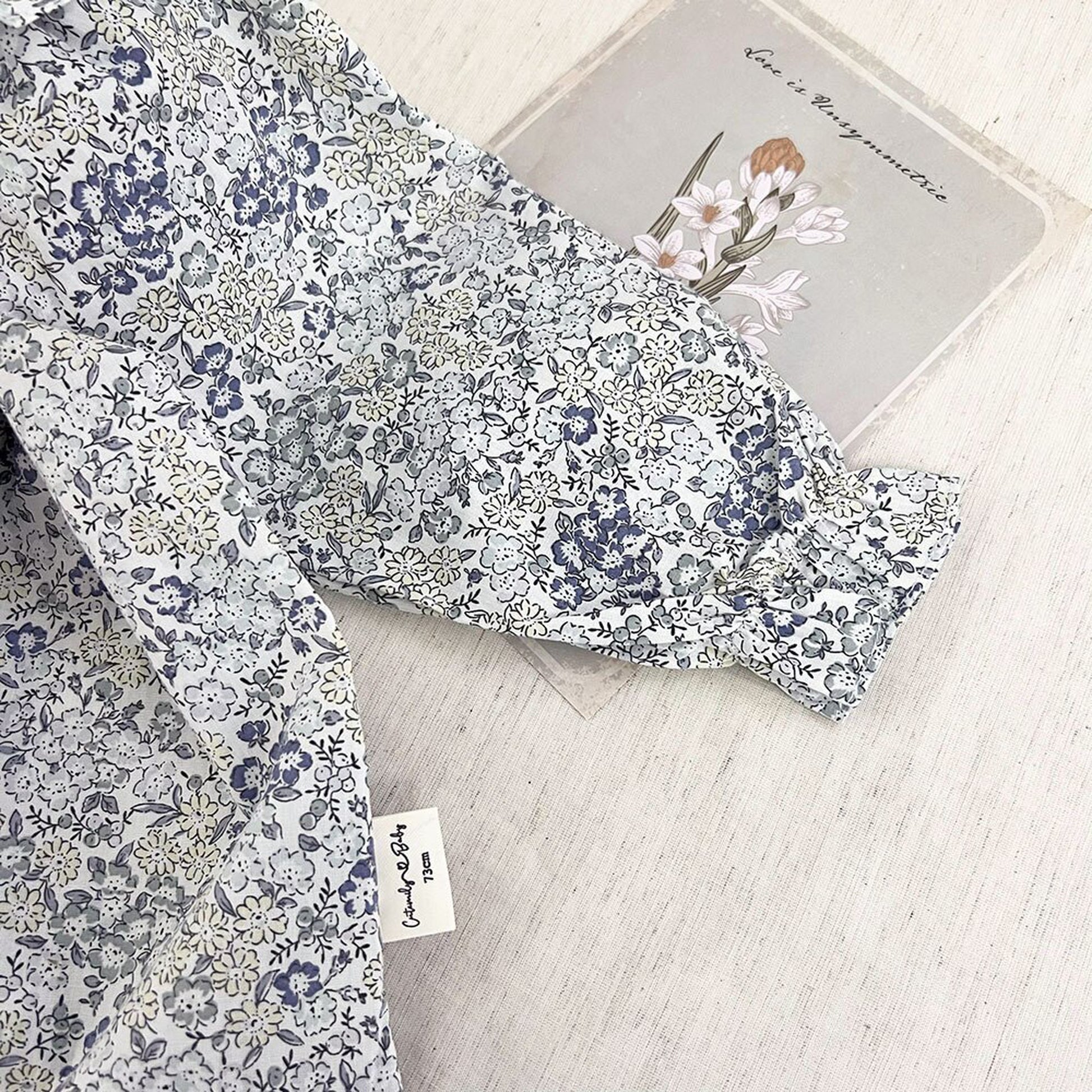 -ベビー キッズ フラワー シャーリング ボトルネック ブラウス トップス - mamahalo shop - 長袖シャツ・ブラウス -  べビー服 - 子供服 - 男の子 - 女の子