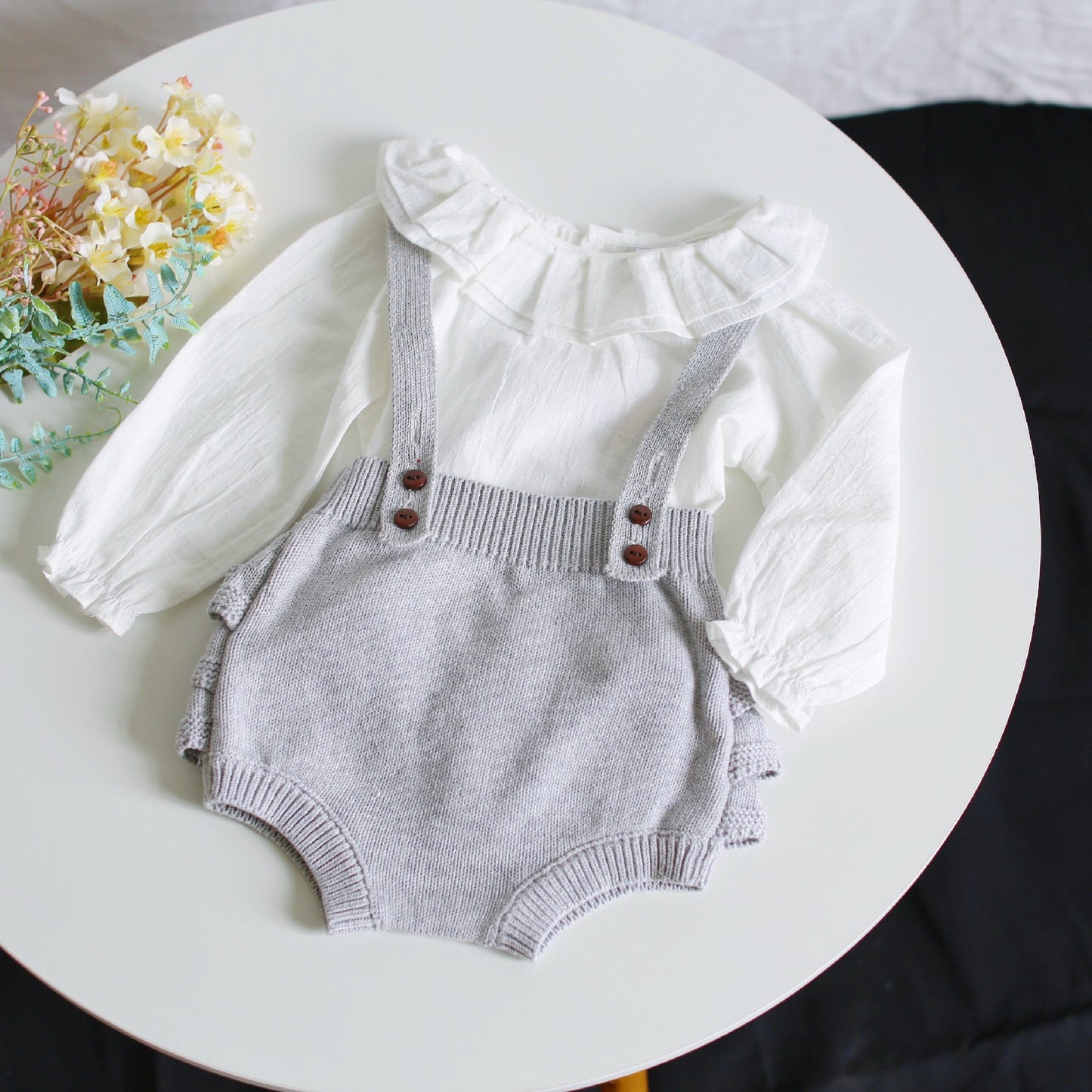 -ベビー フリル ニット サスペンダー ブルマ - mamahalo shop - ブルマパンツ -  べビー服 - 子供服 - 男の子 - 女の子