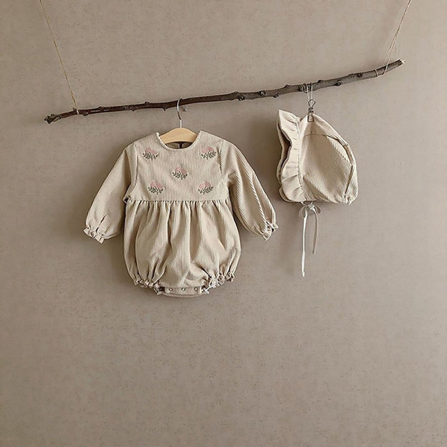 -ベビー フラワー 刺繍 ロンパース 帽子 ボンネット【mh0000082】 - mamahalo shop - 長袖ロンパース -  べビー服 - 子供服 - 男の子 - 女の子