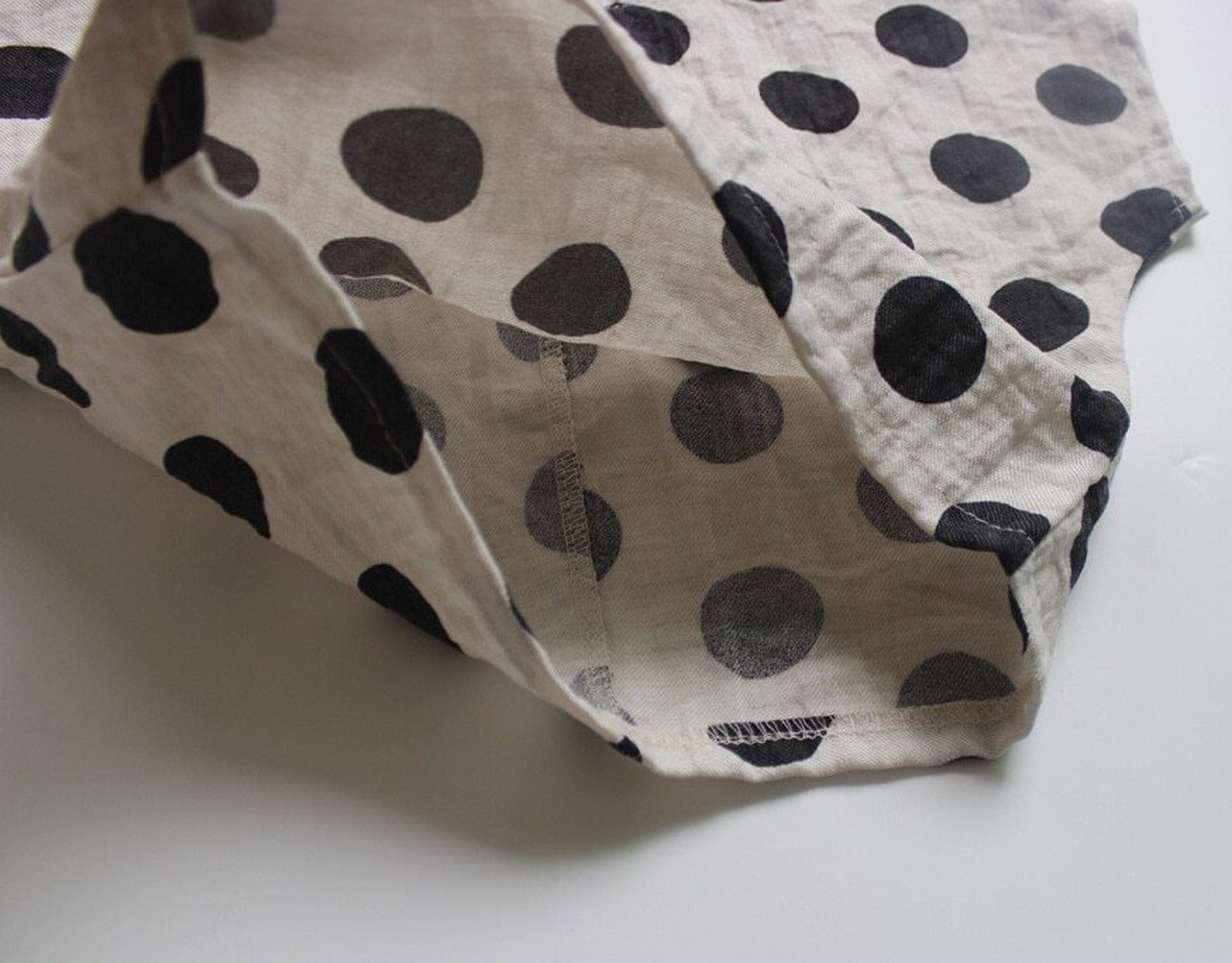 -キッズトップス みずたまドットプリント ルーズ シャツ Tシャツ - mamahalo shop - 半袖Tシャツ -  べビー服 - 子供服 - 男の子 - 女の子