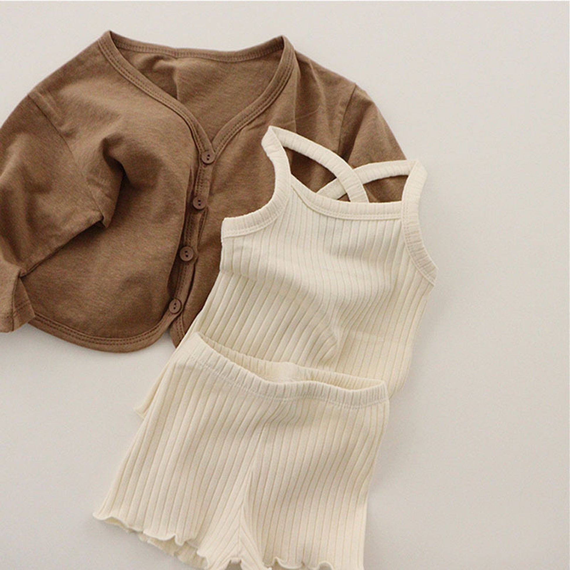 -ベビー キッズ セットアップ バッククロス キャミソール フリル パンツ【mh0000780】 - mamahalo shop - ノースリーブセットアップ -  べビー服 - 子供服 - 男の子 - 女の子