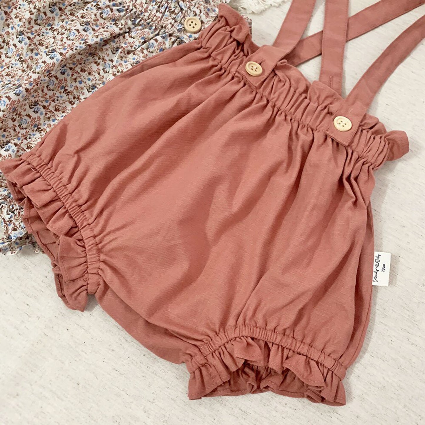 -ベビーキッズパンツ フラワー サスペンダー ブルマ フリル ショートパンツ - mamahalo shop - サロペットパンツ・サスペンダーパンツ -  べビー服 - 子供服 - 男の子 - 女の子