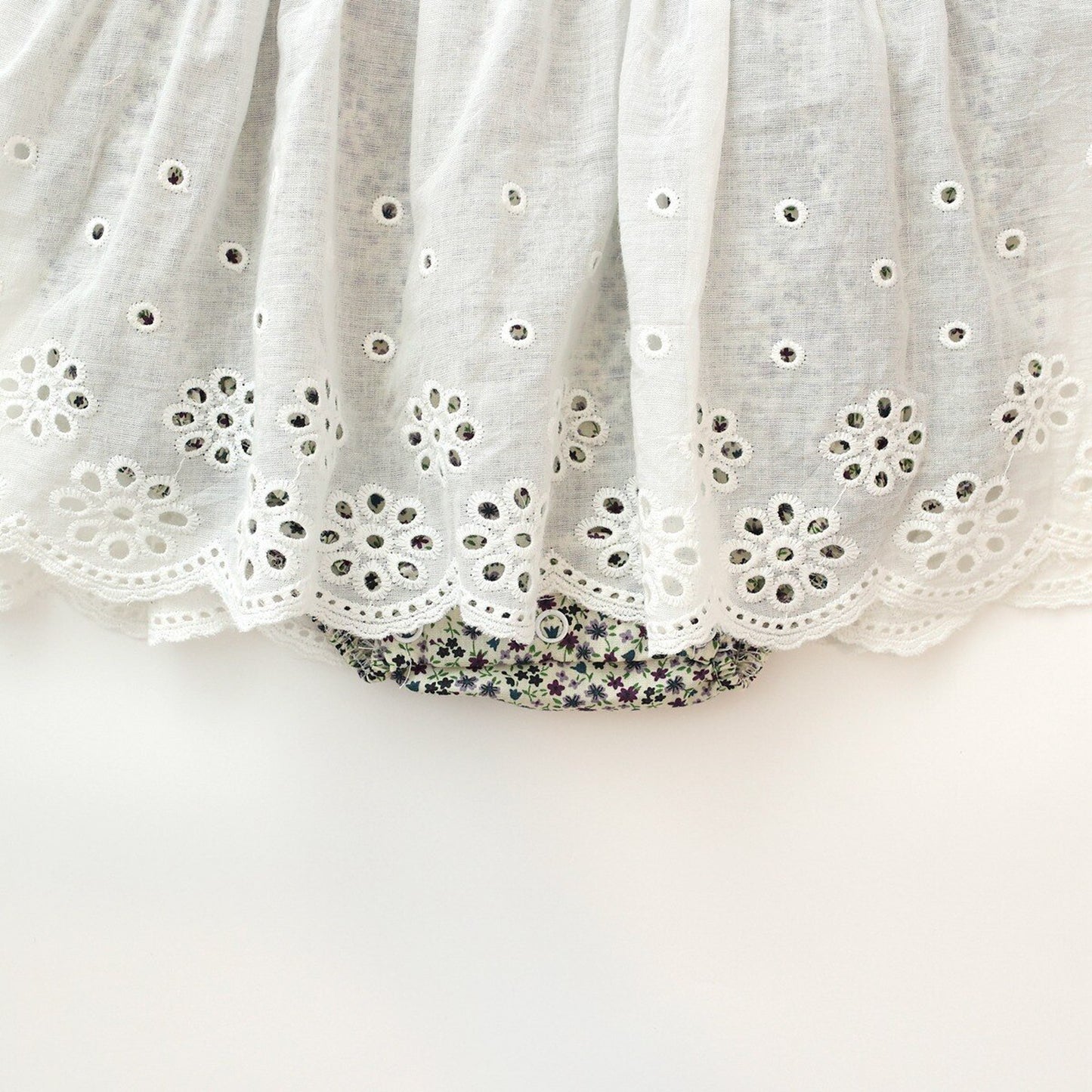 -☺︎ ベビー フラワー エプロン スカート ロンパース - mamahalo shop - 長袖ロンパース -  べビー服 - 子供服 - 男の子 - 女の子