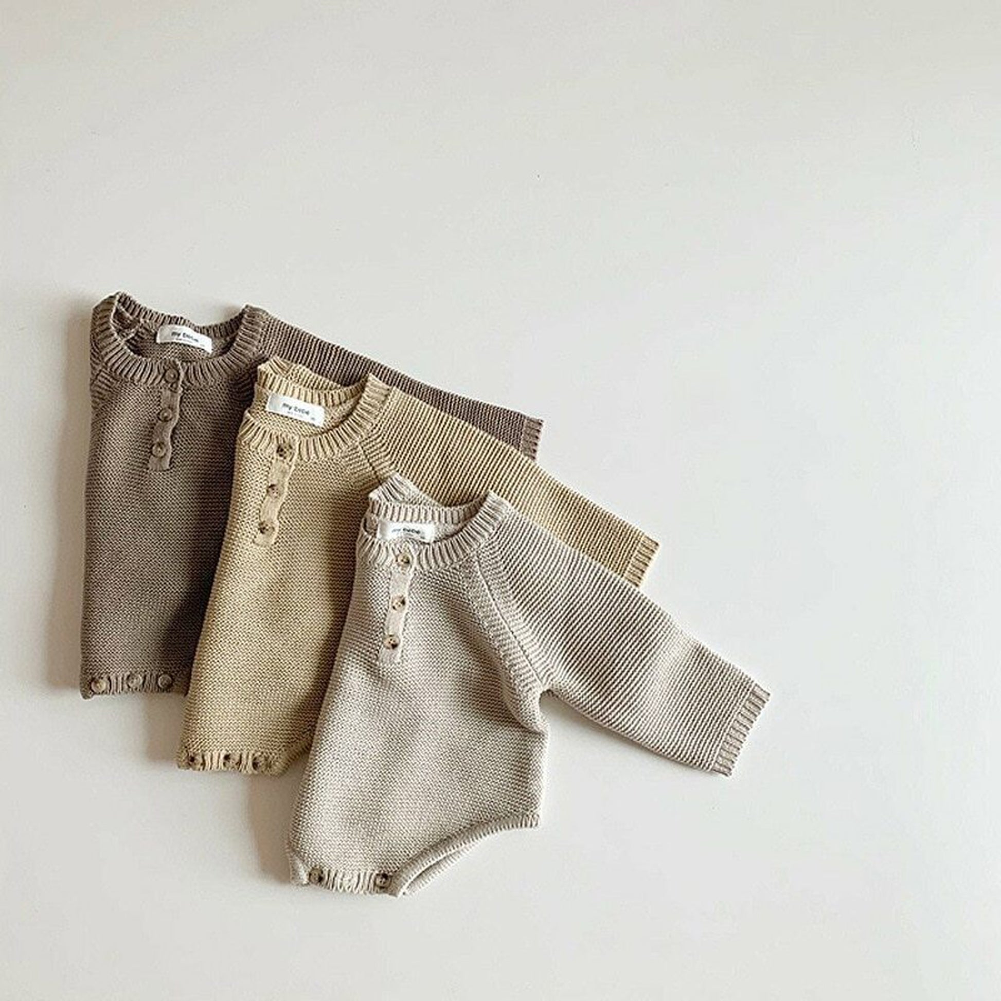 -ベビー ニット ロンパース ぽんぽん 帽子 セット - mamahalo shop - 長袖ロンパース -  べビー服 - 子供服 - 男の子 - 女の子