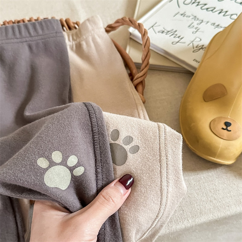 -キッズ 犬 いぬ 足跡 プリント レギンス パンツ - mamahalo shop - レギンスパンツ -  べビー服 - 子供服 - 男の子 - 女の子