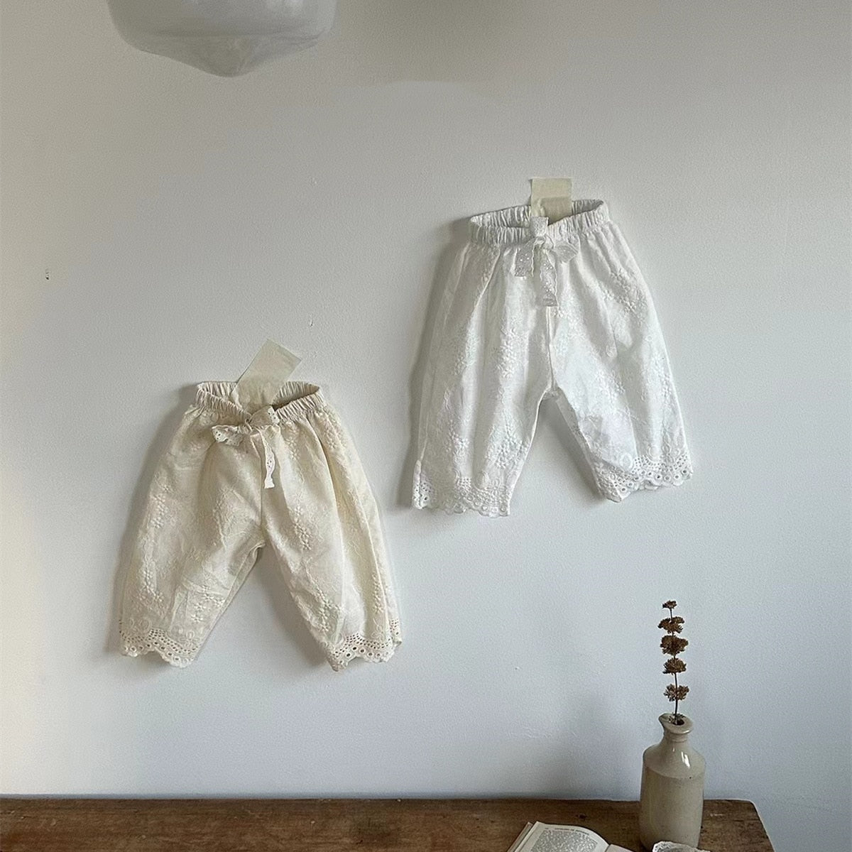 -キッズ フラワー レース 花柄 ルーズ ロングパンツ - mamahalo shop - ロングパンツ・スウェットパンツ -  べビー服 - 子供服 - 男の子 - 女の子