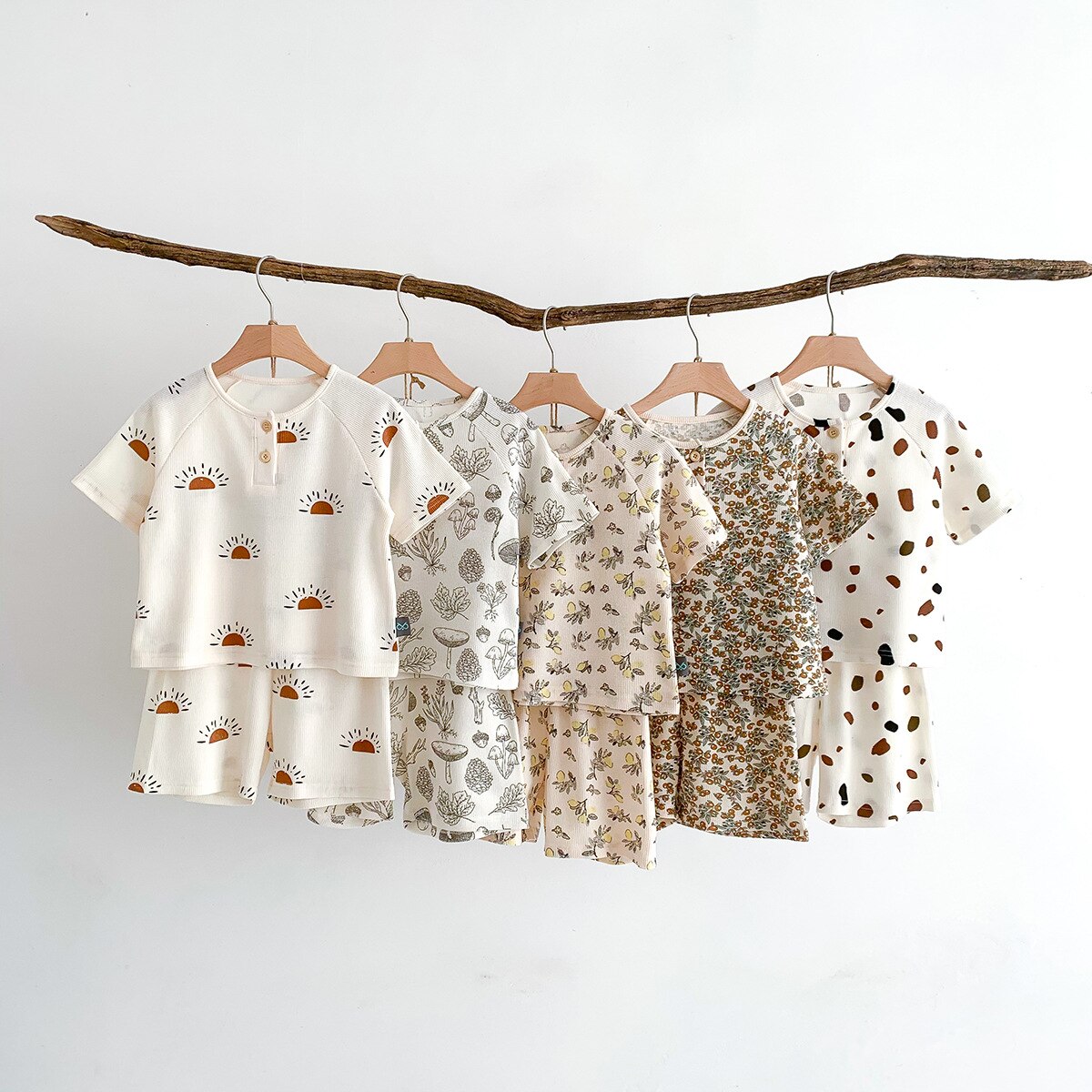 -キッズ 半袖 プリント セットアップ パジャマ Tシャツ ショートパンツ フラワー レモン - mamahalo shop - 半袖パジャマ -  べビー服 - 子供服 - 男の子 - 女の子