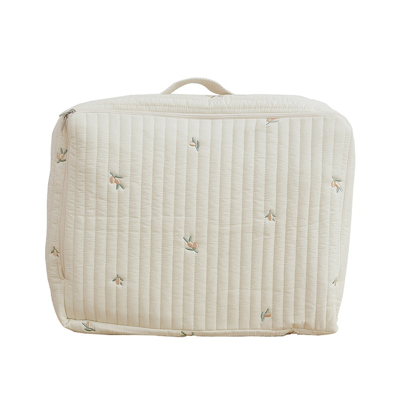 -キルティング 刺繍 おむつポーチ ママバッグ 鞄 くま ベア オリーブ チューリップ チェリー りす【mh0001464】 - mamahalo shop - おむつポーチ -  べビー服 - 子供服 - 男の子 - 女の子