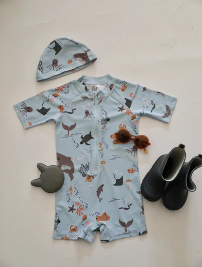 -キッズ ボーイズ 水着 セット 長袖 トップス パンツ ラッシュガード スイムウェア 帽子 セット【mh0001541】 - mamahalo shop - ベビー用水着 -  べビー服 - 子供服 - 男の子 - 女の子