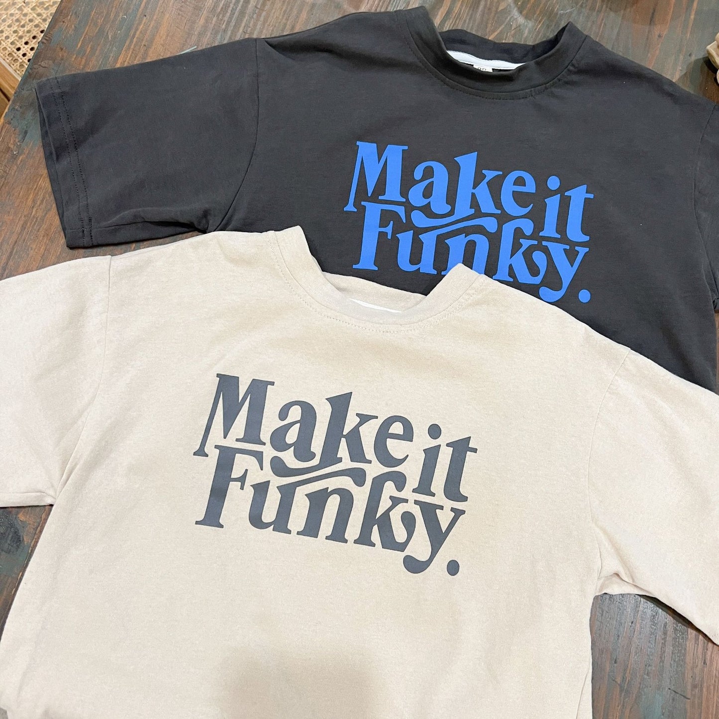 -キッズ レターロゴ 肩落ち ルーズ 長袖 Tシャツ トップス 4600B - mamahalo shop - 長袖Tシャツ -  べビー服 - 子供服 - 男の子 - 女の子