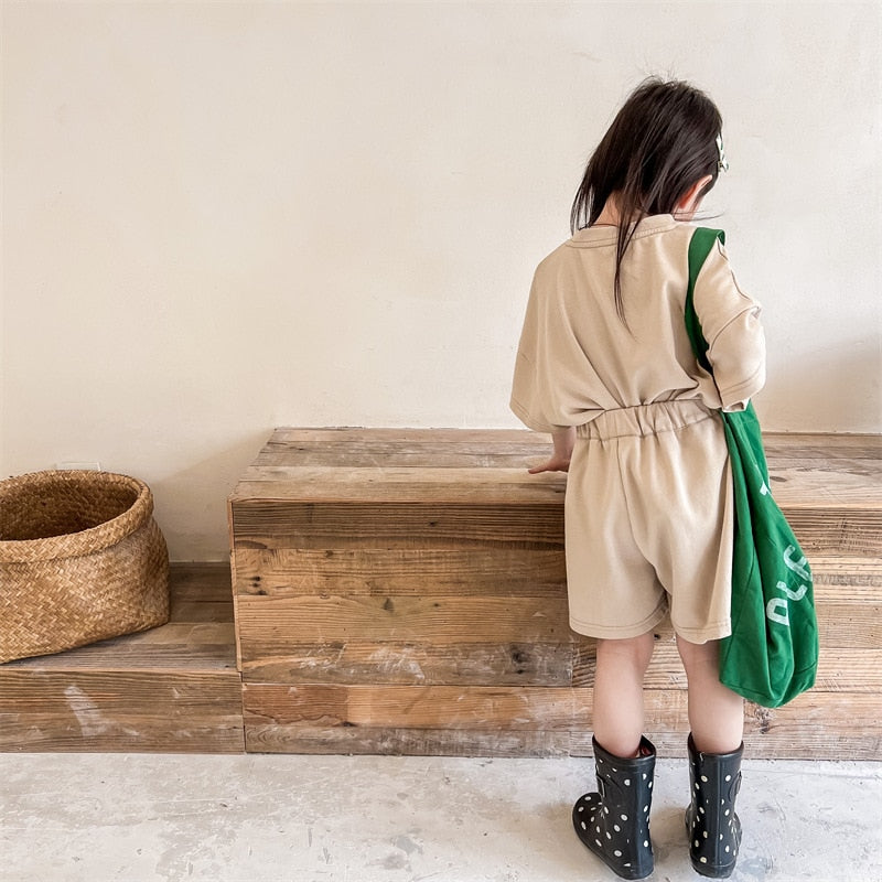 -キッズ ダイナソー 恐竜 ワンポイント セットアップ 半袖 Tシャツ ハーフパンツ【mh0000881】 - mamahalo shop - 半袖セットアップ -  べビー服 - 子供服 - 男の子 - 女の子