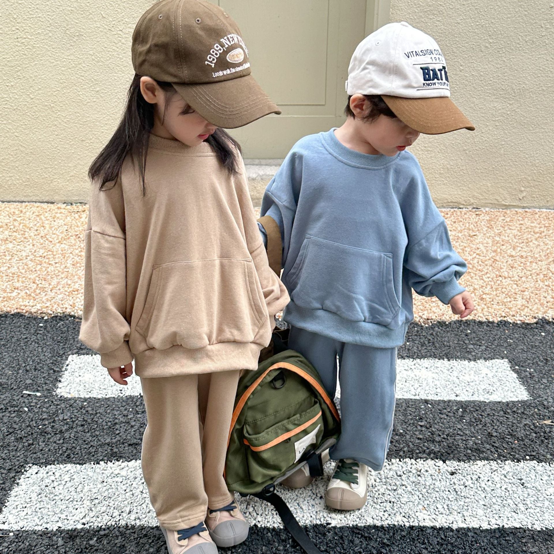 -キッズ セットアップ スウェット ポケット トレーナー トップス サイドライン パンツ - mamahalo shop - 長袖セットアップ -  べビー服 - 子供服 - 男の子 - 女の子