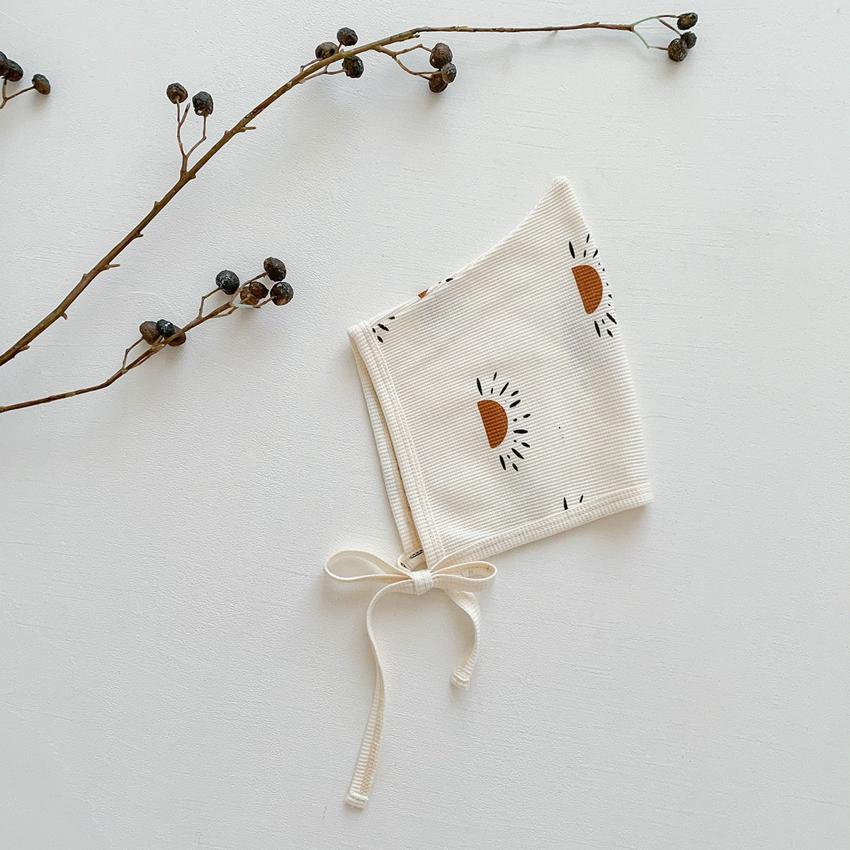 -ベビー ワッフル プリント ボンネット 帽子 フラワー 車 くるま 恐竜 ダイナソー - mamahalo shop - ベビー用帽子 -  べビー服 - 子供服 - 男の子 - 女の子