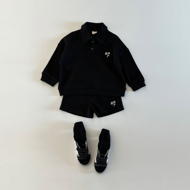 -キッズ レターロゴ セットアップ 長袖 ポロシャツ ショートパンツ【mh0001591】 - mamahalo shop - 長袖セットアップ -  べビー服 - 子供服 - 男の子 - 女の子