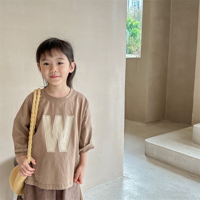 -キッズ レターロゴ 長袖 ルーズ Tシャツ トップス【mh0001228】 - mamahalo shop - 長袖Tシャツ -  べビー服 - 子供服 - 男の子 - 女の子