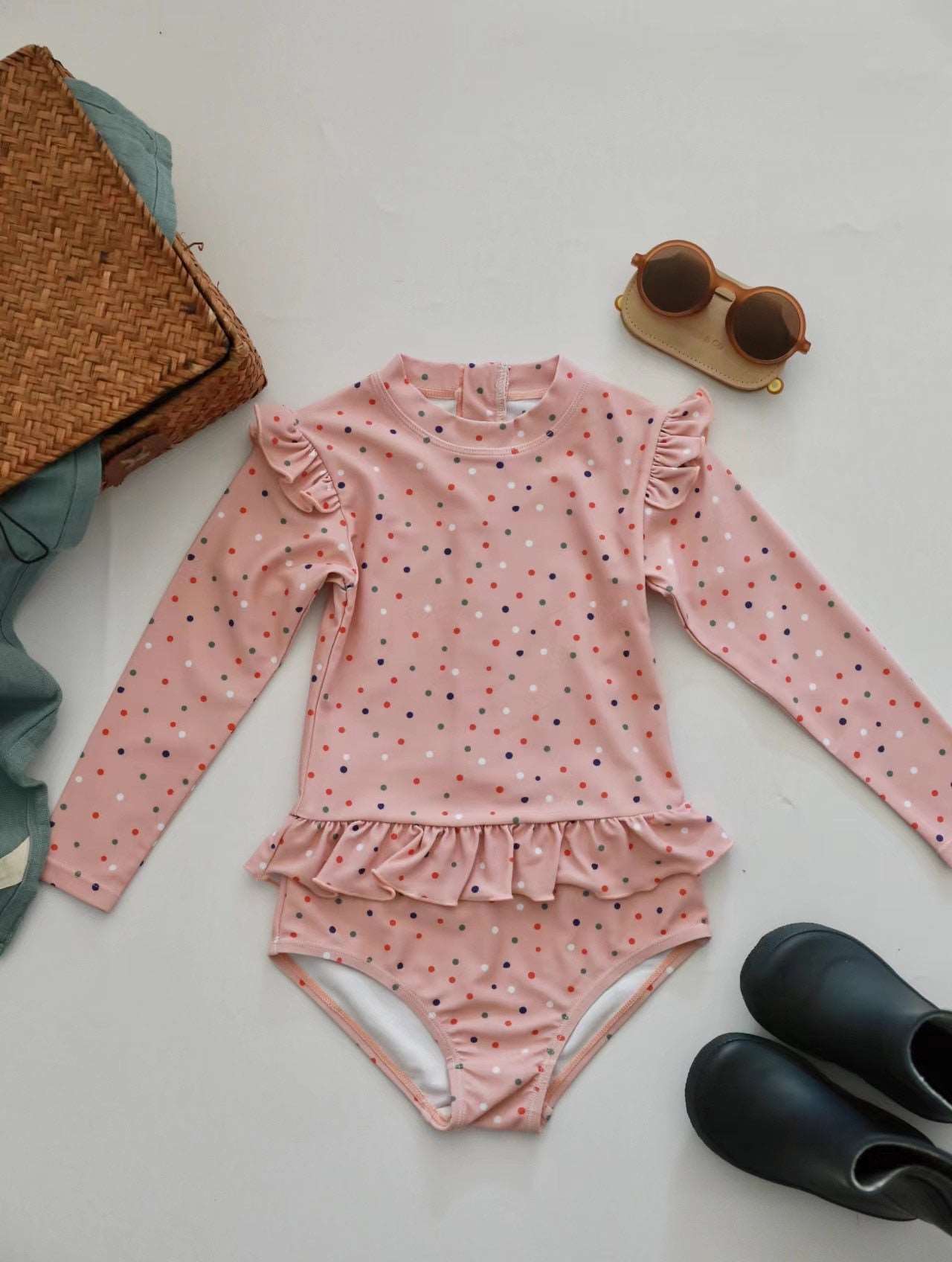 -キッズ ガールズ 女の子 ワンピース 水着 スイムウェア ラッシュガード 帽子 セット【mh0001414】 - mamahalo shop - ベビー用水着 -  べビー服 - 子供服 - 男の子 - 女の子