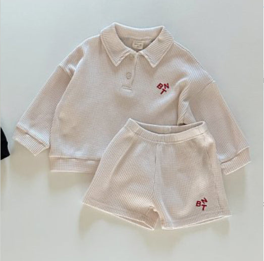 -キッズ レターロゴ セットアップ 長袖 ポロシャツ ショートパンツ【mh0001591】 - mamahalo shop - 長袖セットアップ -  べビー服 - 子供服 - 男の子 - 女の子