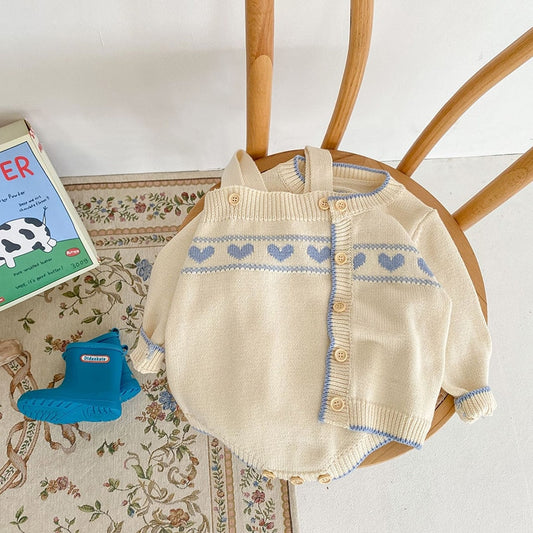 -ベビー ニット セットアップ ブルー ハート カーディガン サスペンダー ロンパース【mh0001136】 - mamahalo shop - ロンパースセットアップ -  べビー服 - 子供服 - 男の子 - 女の子