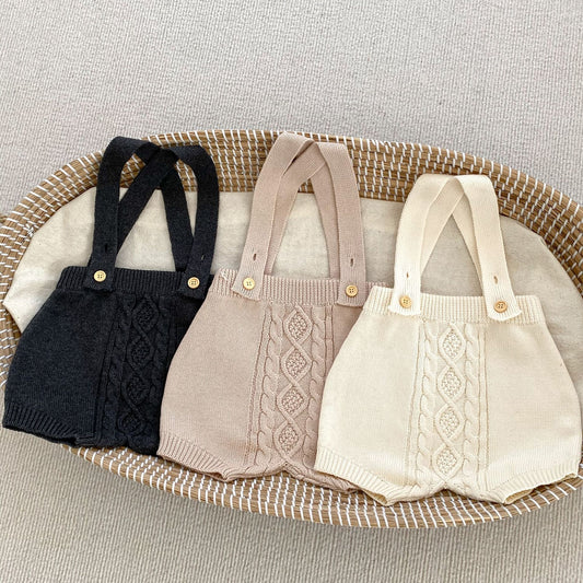-ベビー アランニット ケーブル編み サスペンダー ニット バルーン パンツ ショートパンツ サロペット ホワイト ベージュ ダークグレー ユニセックス 6999 - mamahalo shop - サロペットパンツ・サスペンダーパンツ -  べビー服 - 子供服 - 男の子 - 女の子