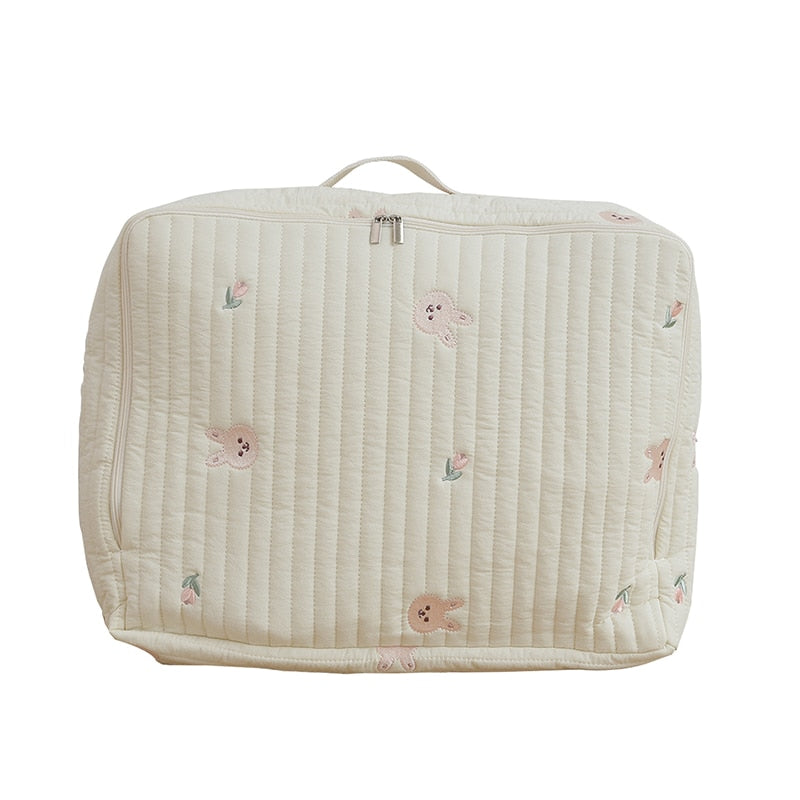 -キルティング 刺繍 おむつポーチ ママバッグ 鞄 くま ベア オリーブ チューリップ チェリー りす【mh0001464】 - mamahalo shop - おむつポーチ -  べビー服 - 子供服 - 男の子 - 女の子